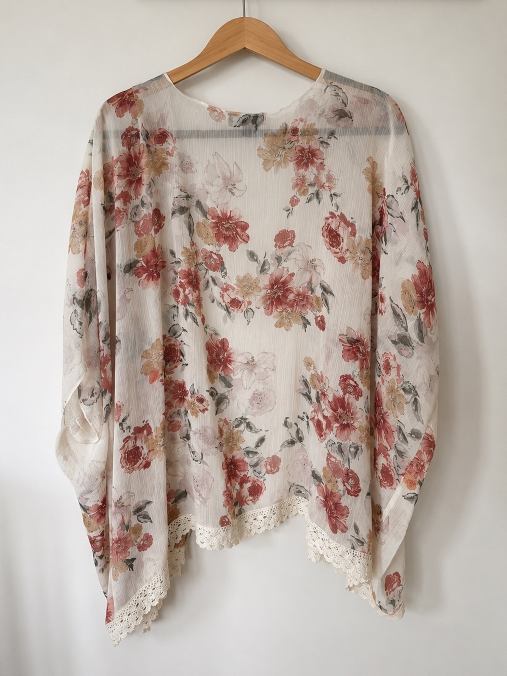 Boho Floral Sheer Lace Trim Kimono Cardigan in Cream and Dusty Rose - Picture 3 of 7